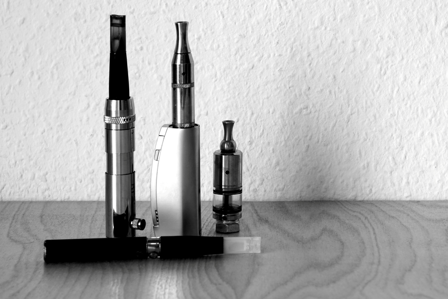 More School Districts Sue E-Cigarette Manufacturer for “Vaping Epidemic”