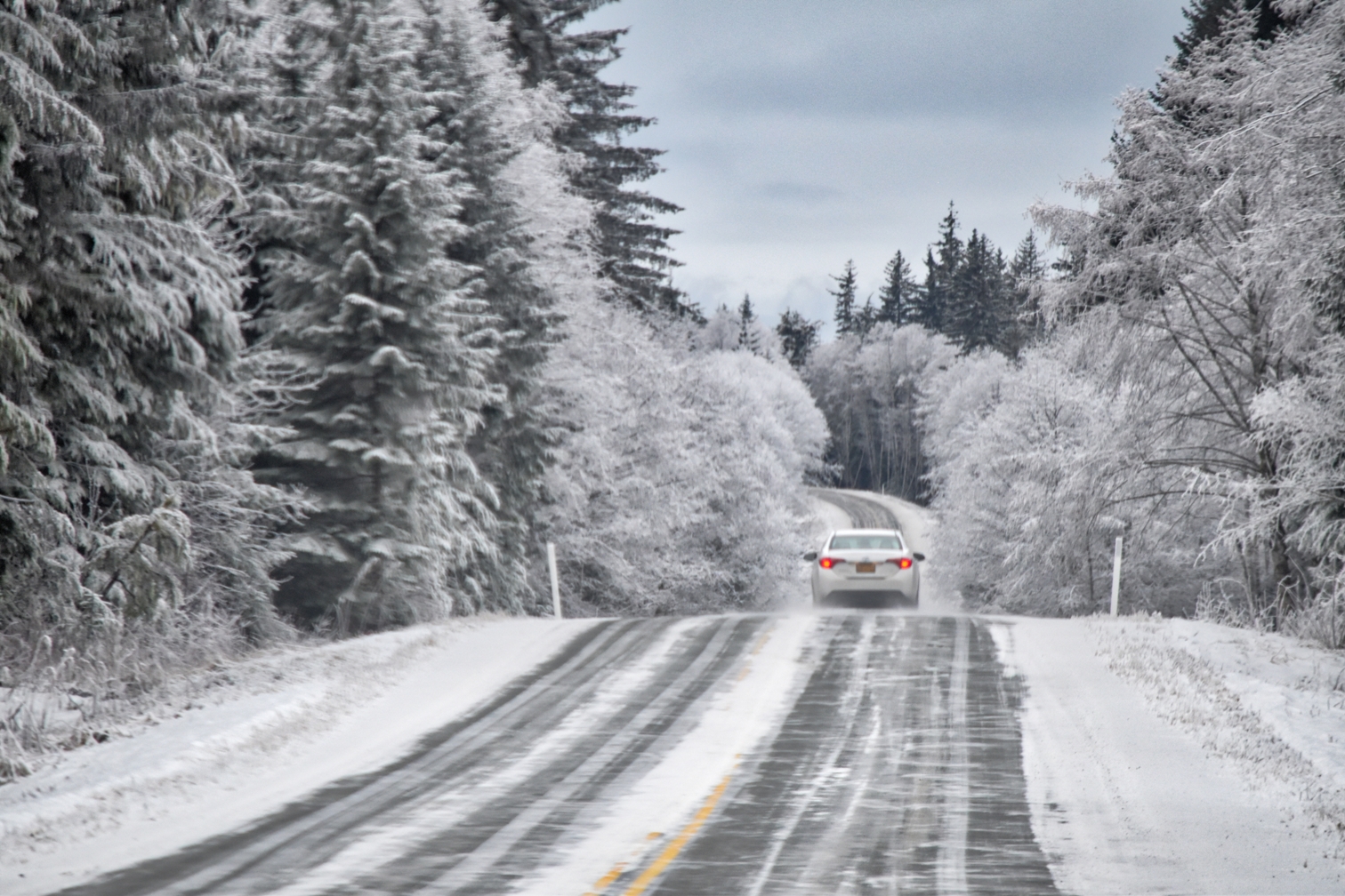 Snowy Weather Causes Mayhem on California’s Roads